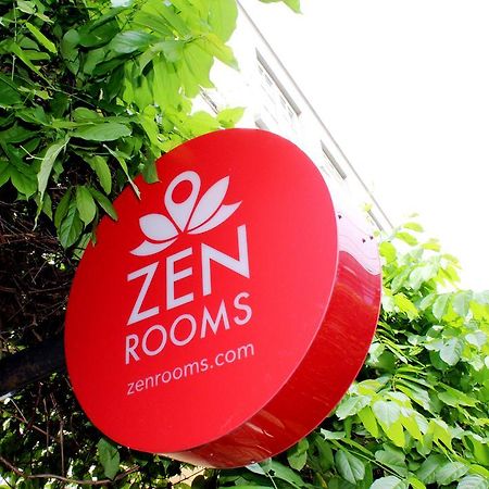 Zen Rooms Macallum George Town Buitenkant foto